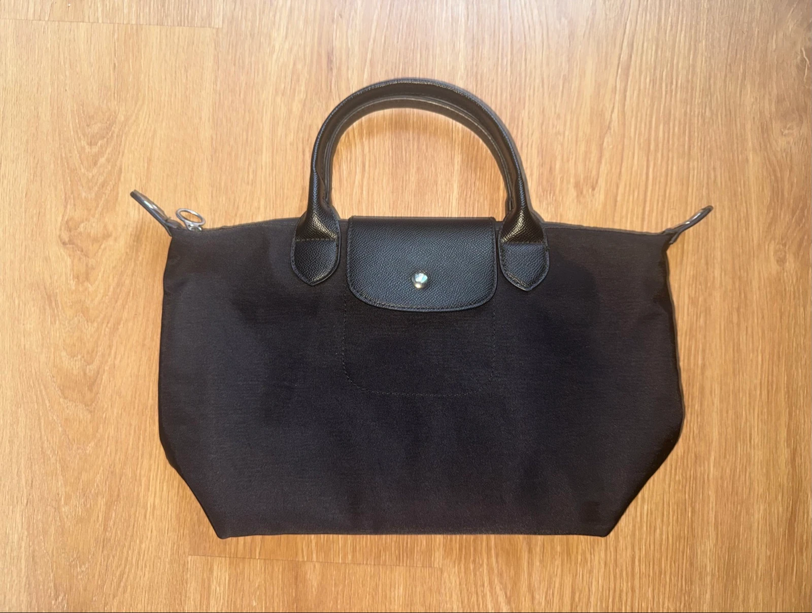 Bolsa para fraldas preta, ampla e muito prática – photo 2